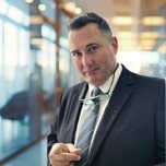 ��"� ��� ��-��� 