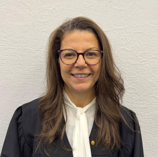 ��� ����� ����� ���