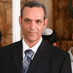 ��"� ����� ����