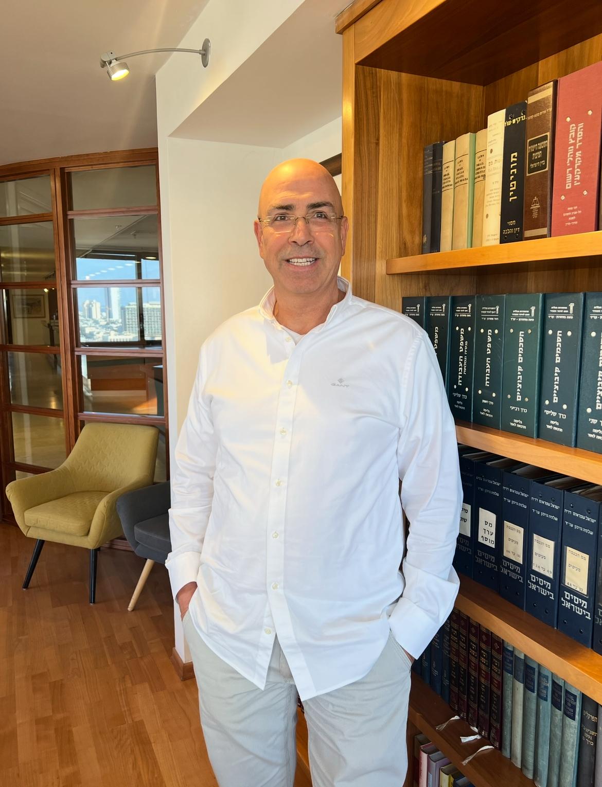 ���� ����� ��� ������� ������ ��� �. ���